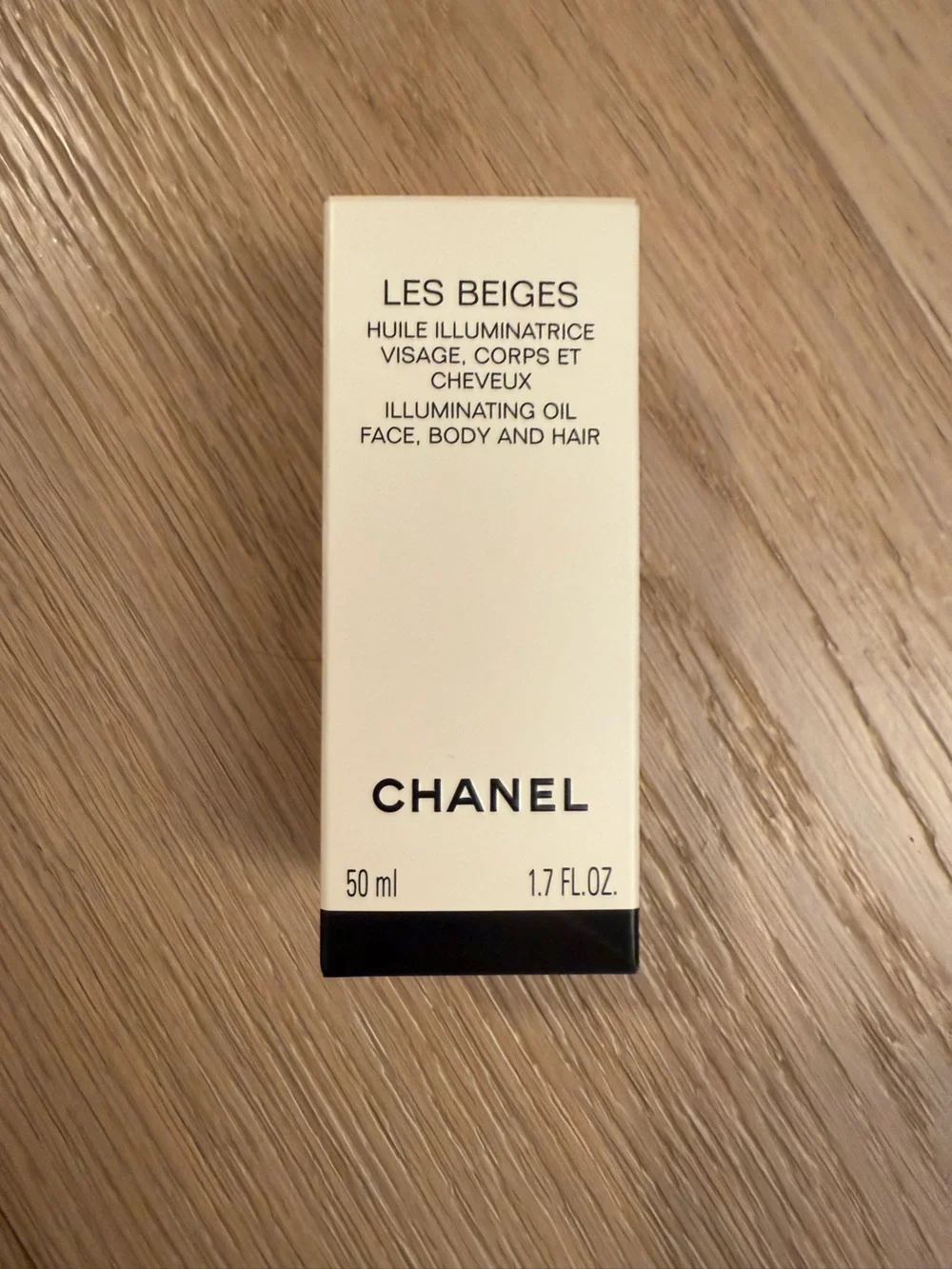 CHANEL Les Beiges Illuminating Oil in Shimmering Gold